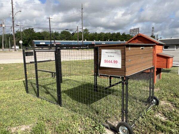 Texas Feed Stop Mont Belvieu TX Chicken Duck Rabbit For Sale Feed Enclosure Cage House Habitat